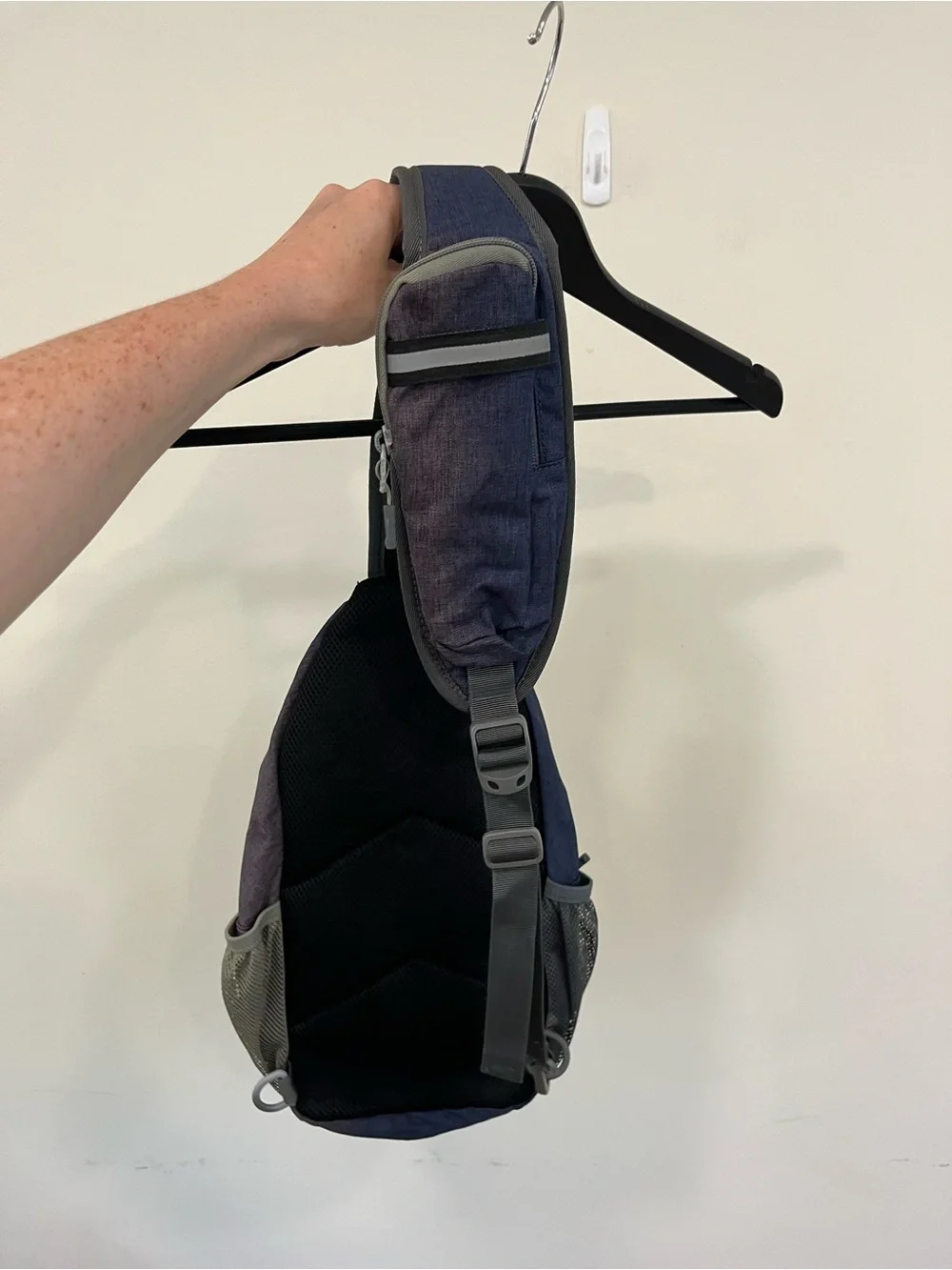 Water fly Sling Backpack with Olive Accents new